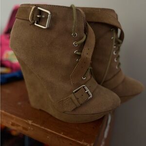 Stylish Tan Wedge Ankle Boots